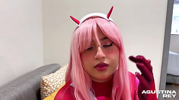 Preview 2 of Pashtoxxvidoe Com - Muchacha puta vestida de Zero Two viene a mi casa y me deja follarle el culo