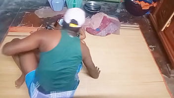 Preview 3 of Hoc Xnxx7 - Indian mom step son fucking in home