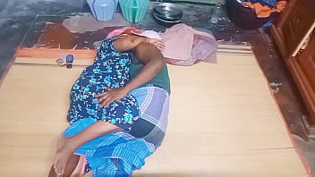 Preview 1 of Hoc Xnxx7 - Indian mom step son fucking in home