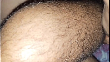 Preview 1 of Sunny Leone Sex Beach - Nativo apresentou a cidade por&eacute_m,  sempre no retorno ao hotel o pau cantava,  muito sexo com ele de todo jeito - Completo no Sheer.com
