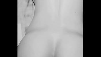 Preview 3 of Lick It Right - CUlo hermoso