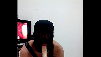 Preview 2 of Trbanl Cam - Novinho colocando calcinhas