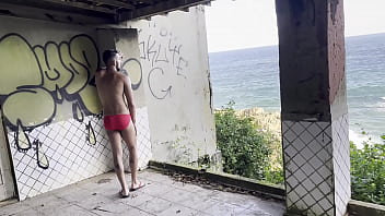 Preview 3 of Xxex In Girl - Showing off around the Beach - Salvador - Red Thong