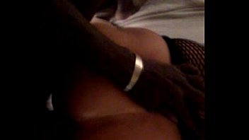 Preview 3 of Feeling Good In The Hood Clip - kadix tasse ma chatte deja pleine de jus