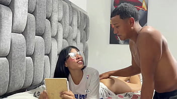 Preview 2 of Nude Nude Redexxxotica - Ayudo a mi peque&ntilde_a hermanastra en sus tareas de la escuela y termina aprendiendo a follar muy duro 1pt