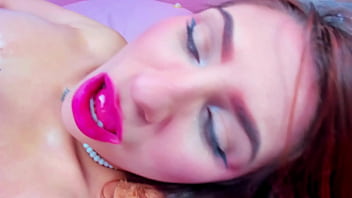 Preview 1 of Russian Girls Lesbo - beautiful lesbians kiss passionately then lick each other&#039_s pussy