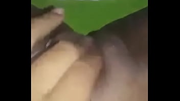 Preview 4 of Saana Gets A Facial - Delicia de buceta morena masturbando - Pornolandia
