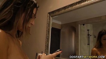 Preview 4 of Famli Stori Sax Mom And Bati - Melissa Moore is addicted to BBCs - Cuckold Sessions