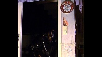 Preview 4 of Long Fat Cock Anal - Roxina2002RubberOxFullGear220102XXXL.MPG