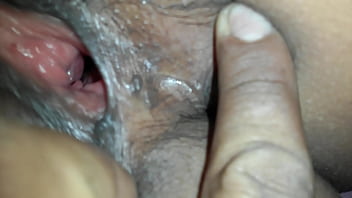 Preview 3 of Sit On My Face Teena And Malia - Morena deliciosa