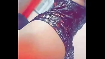 Preview 2 of Melalody - Rainha do leitinho rafaela belucci sensualizando sexy