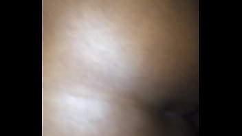 Preview 2 of Bade Bade Phone Ladkiyon Ke - trim.6626E59A-0D7C-440F-90A6-7BC799B61100.MOV
