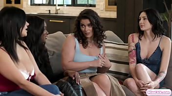 Preview 1 of H C Sinh Nh Tu I - Big tits lesbian milf swapping girlfriend with ebony bff