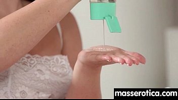 Preview 4 of Porn Clips Nude Emineyi Sikis - Sensual Lesbian Pussy licking 1