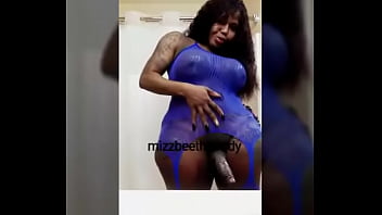 Preview 2 of Trjaney Ja - Queen dingaling