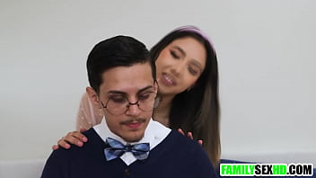Preview 1 of Drank Brothr - Stepdaughter fucks stuck stepdad