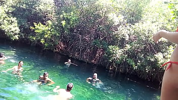 Preview 4 of Lancap Depan Awek - Swimming argentina latina bikini