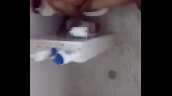 Preview 3 of Romanian Hommade Sex - Zorrita jalandose el pescuezo xdxdxd :v