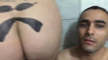 Preview 4 of Fyufrpgww - Neg&atilde_o fala com o amigo bund&atilde_o com microcefalia