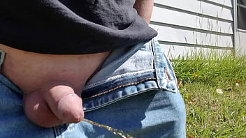 Preview 3 of Traycey - Pee