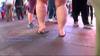 Preview 4 of Mimka Porno - Big legged pawg.
