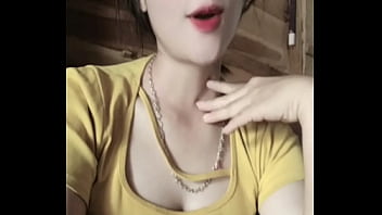 Preview 1 of Free Suzi Anne Downloads - Girl Viet music Sexy