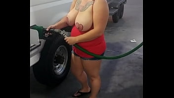 Preview 4 of Dp Partouze - Bbw flashing at fuel pump on Vimeo.MP4