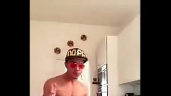 Preview 1 of Woman Kapoor - S&uacute_per sexy Dance