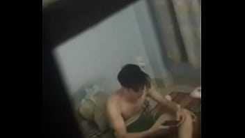 Preview 2 of Boys Rub Phat - qay l&eacute_n a trai qấn khăn tắm bị lộ h&agrave_ng 3.MP4