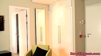 Preview 1 of Ficken In Kroatien - Glam les euro pussylicking and fingering