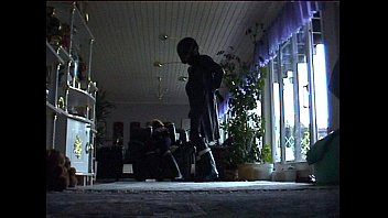 Preview 1 of Tube Videos Kusi And Raj - Roxina2000RetroCockBootz170600XXXL.MPG