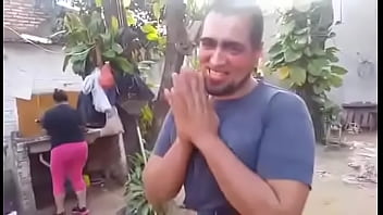 Preview 1 of Gf Melons - امرأة تعتدي على رجل مخنث 2016