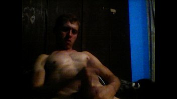 Preview 2 of Jeunes Gay Bdsm Poker 5 - wanking my big cock and cumming