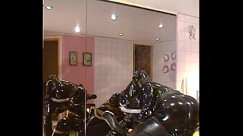 Preview 1 of Anna Bell Hard Core Porno - Roxina2003KinkyShinyRubberGuys150303XXXL.MPG