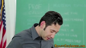 Preview 4 of Hors End Garl - Teen pornstar facialized
