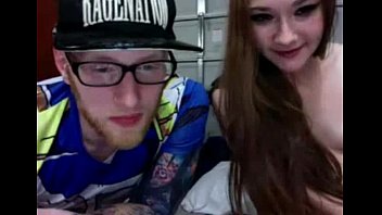 Preview 2 of Ses Mom S - Amateur Teen Fucks Older Boyfriend