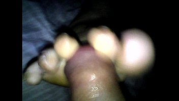 Preview 2 of Arab Miya Sex - mi mujer y mi lechita en sus pies...