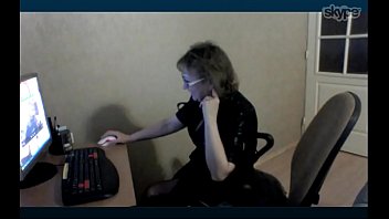 Preview 1 of Beautiful Naked Cam Dance Tease - olgaskype01