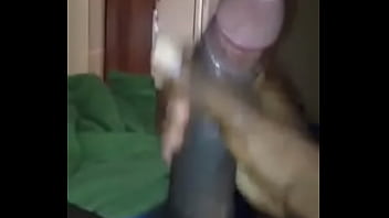 Preview 1 of Full Mobisex - Novinho Pauzudo se exibe