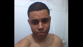 Preview 1 of Taking In - Banho bom e uma gozada