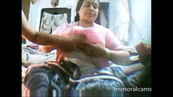 Preview 1 of Cum Frot Shemale - Indian Mature Webcam