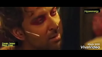 Preview 2 of Alanah Rea Charles Dera - Hrithik Roshan and Pooja Hegde Hot Kiss In Mohenjo Daro