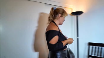 Preview 1 of Up Lip - Pandora Masturbates