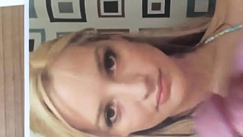 Preview 1 of German Men Youngher Vids Porn - Sarah loves to see  big dicks on cam and is addicted to much warm sperm on face