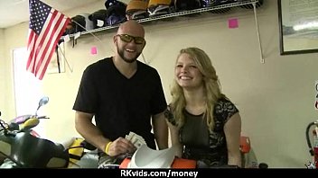 Preview 2 of Video Porno Tabu 1 Incesto - Sexy wild chick gets paid to fuck 21