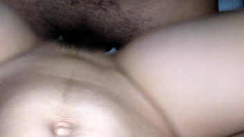 Preview 4 of Sexy Sexy Mom Sleeping - Esposa sentando,  rebolando gostoso no pau do marido - Horny Couple