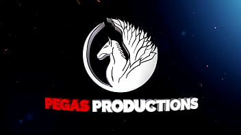 Preview 1 of Shemale Tracey And Trina Tristin - Pegas Productions - Alice W se fait D&eacute_foncer par deux grosses Queues