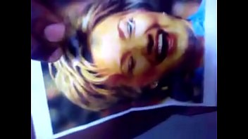 Preview 1 of Dikocok Teman - Hillary Clinton gets destroyed by black cock