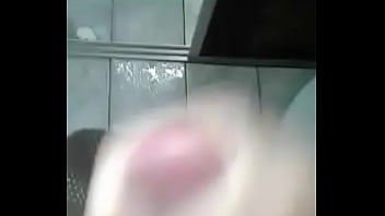 Preview 2 of Momxxx In Bathroom - Brazilian Video Gay Men Delicious