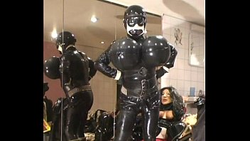 Preview 3 of Gina Jeans - Roxina2005RubberUponRubber310305XXXL.MPG